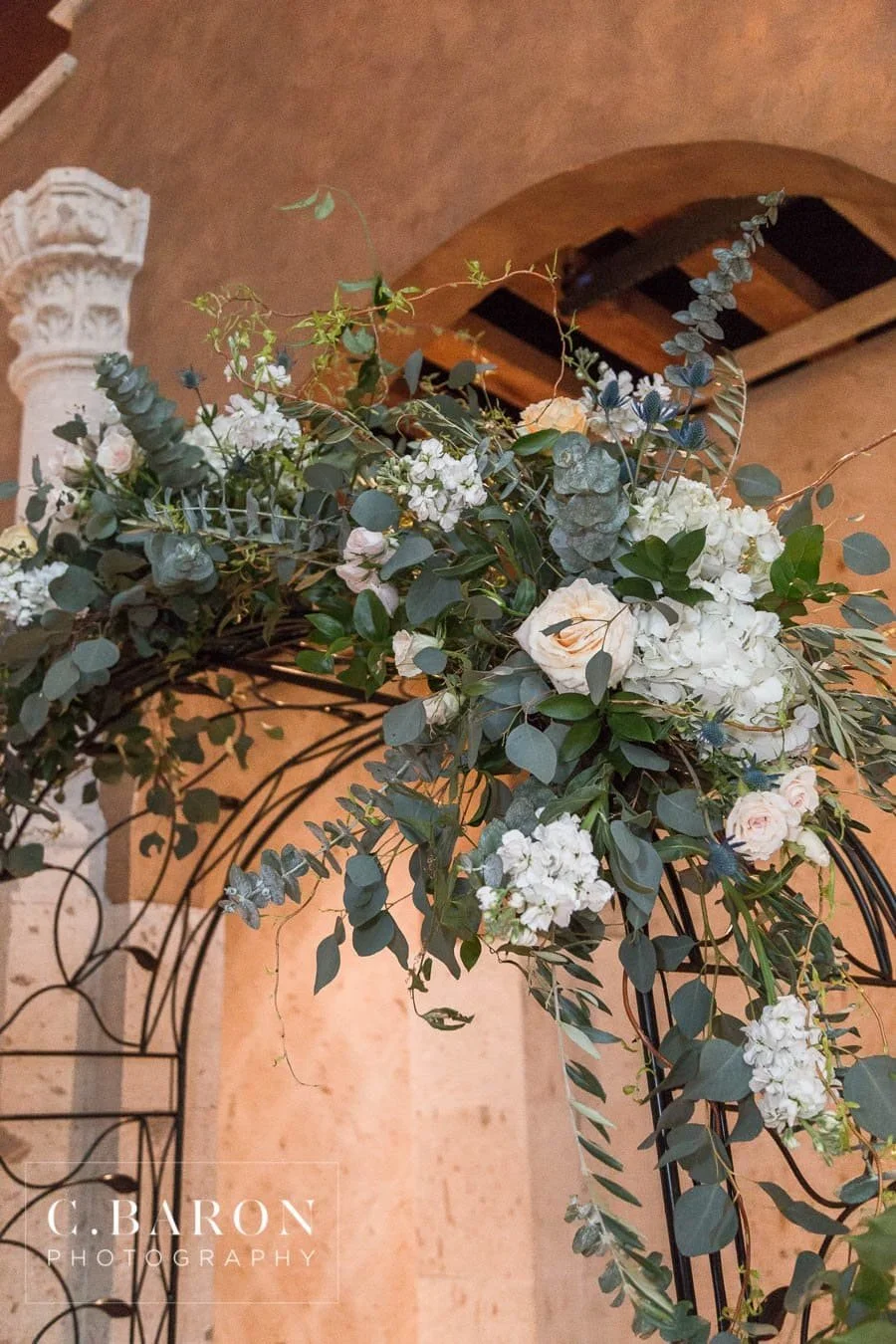 Selecting Your Wedding Ceremony Flowers