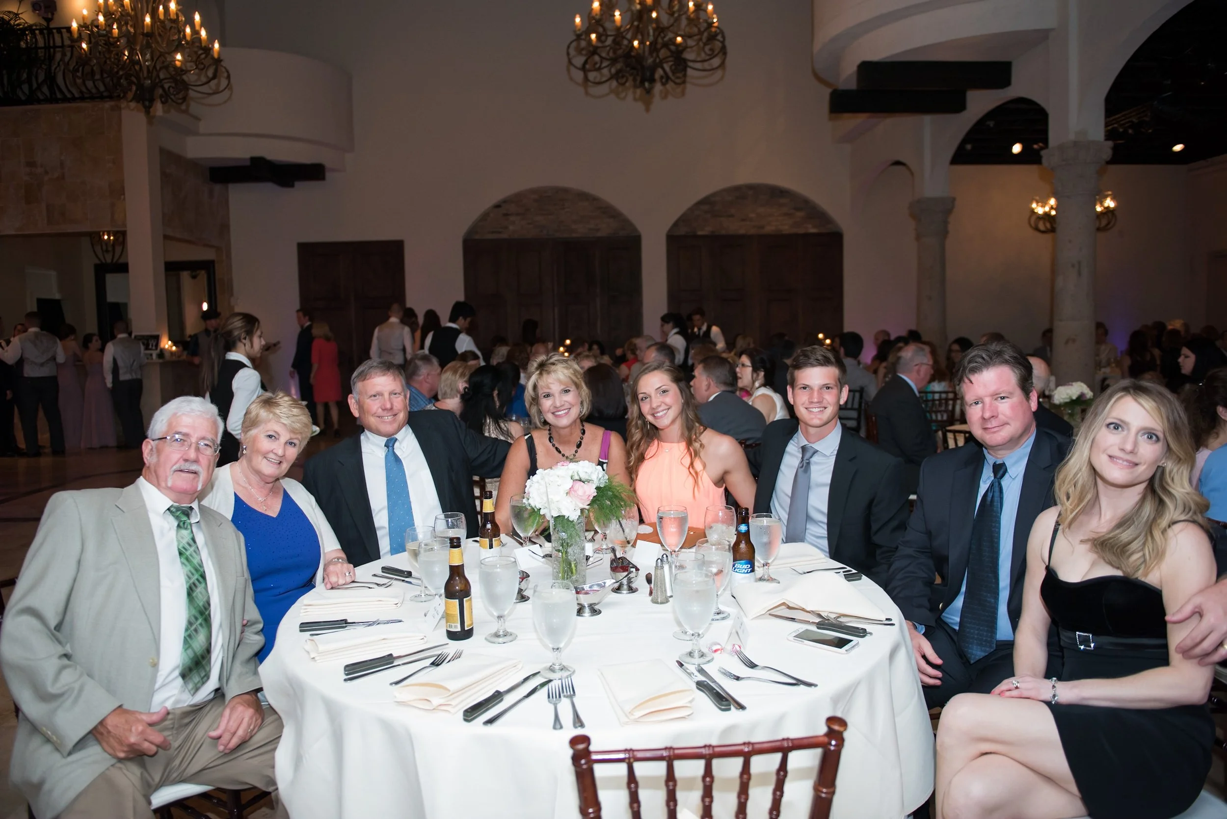 12 Creative Ways to Get Your Wedding Guests Mingling