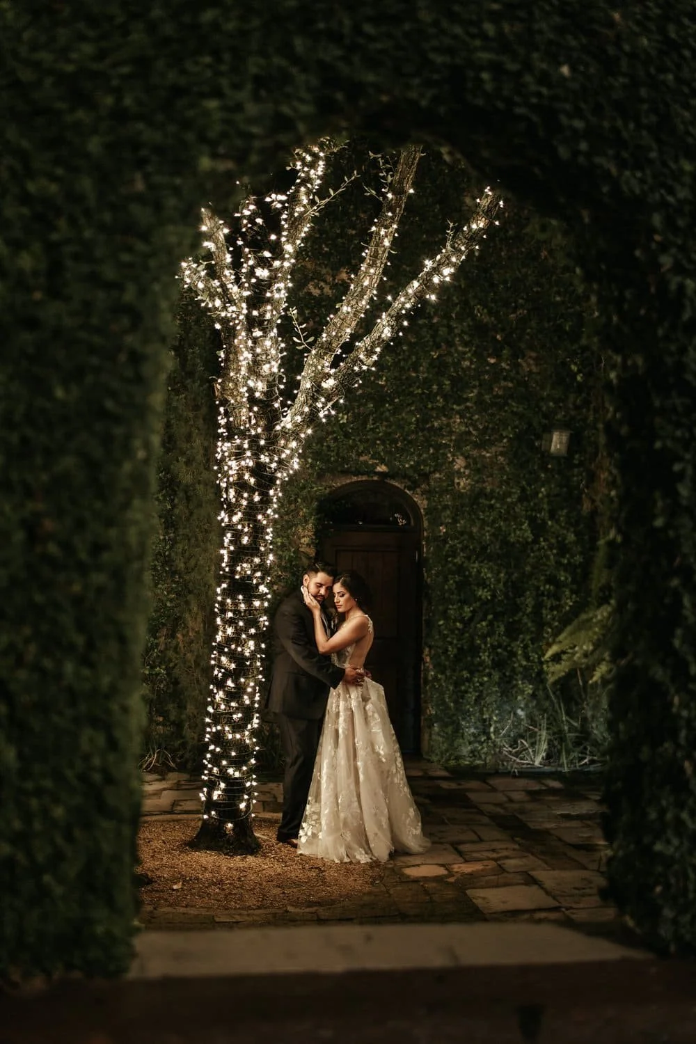 Making Your Wedding Shine: Lighting Tips and Trends