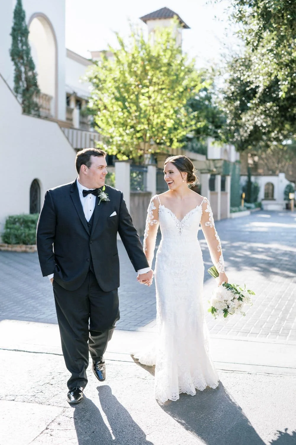 Your Guide to Wedding Thank-You Notes