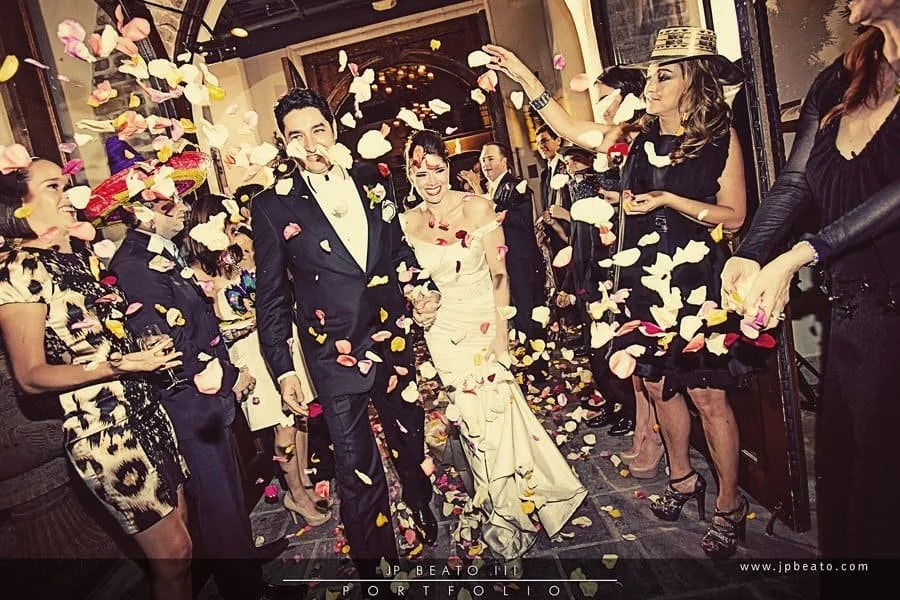 Infusing Texas Flair Into Your Wedding Decor