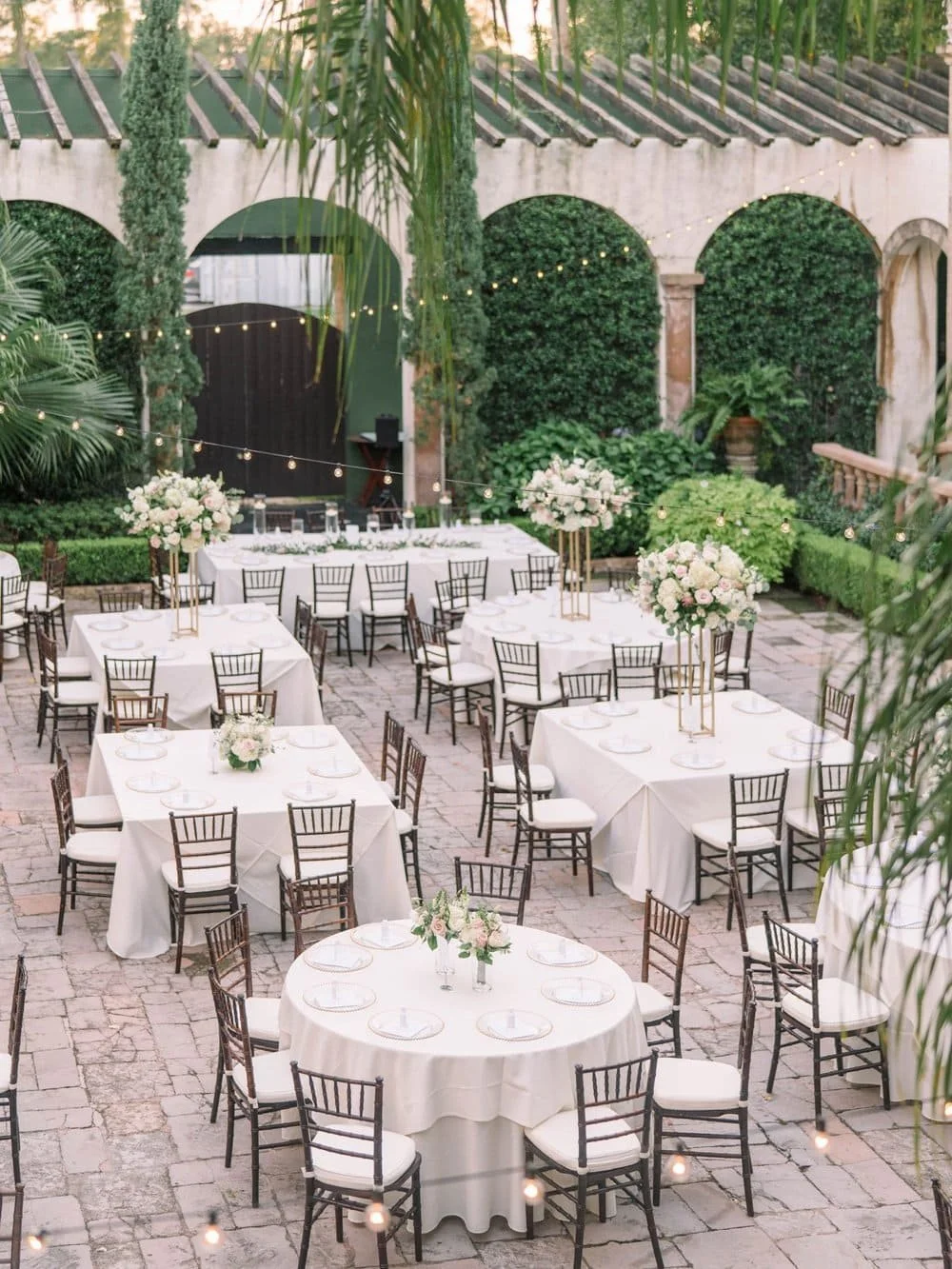 Planning a Memorable Milestone Anniversary Party