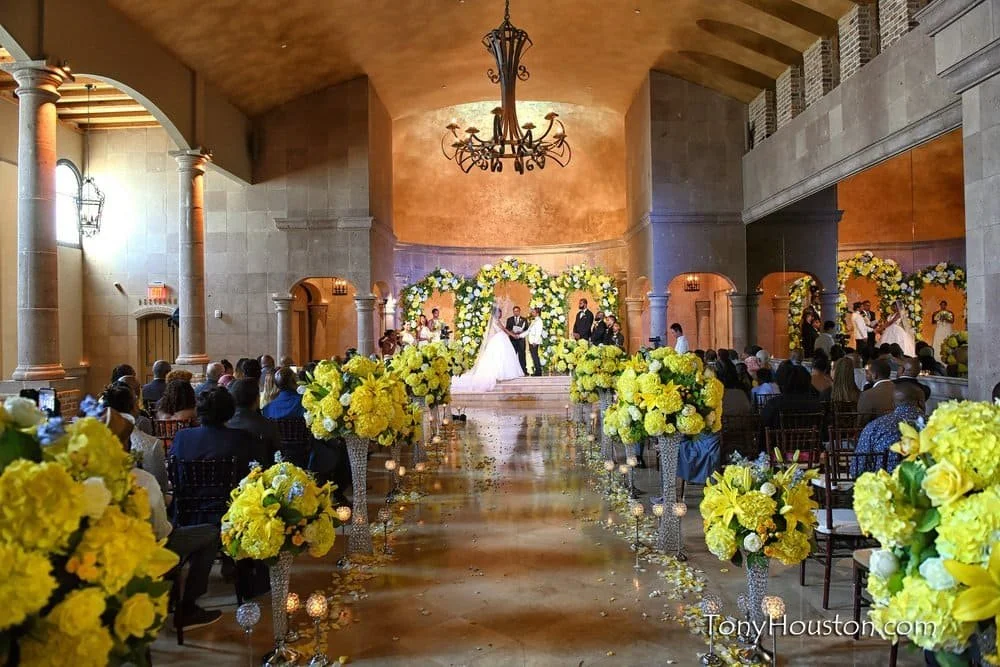 Aisle Be Seeing You: Creating a Wedding Aisle That Wows